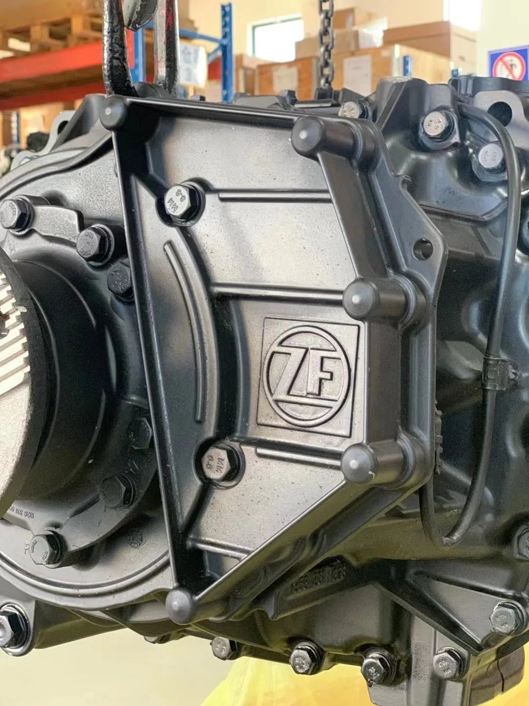Automatic transmission for commercial vehicles. Import transmission parts 12-speed Truck Automatic Gearbox Assembly 12AS2330