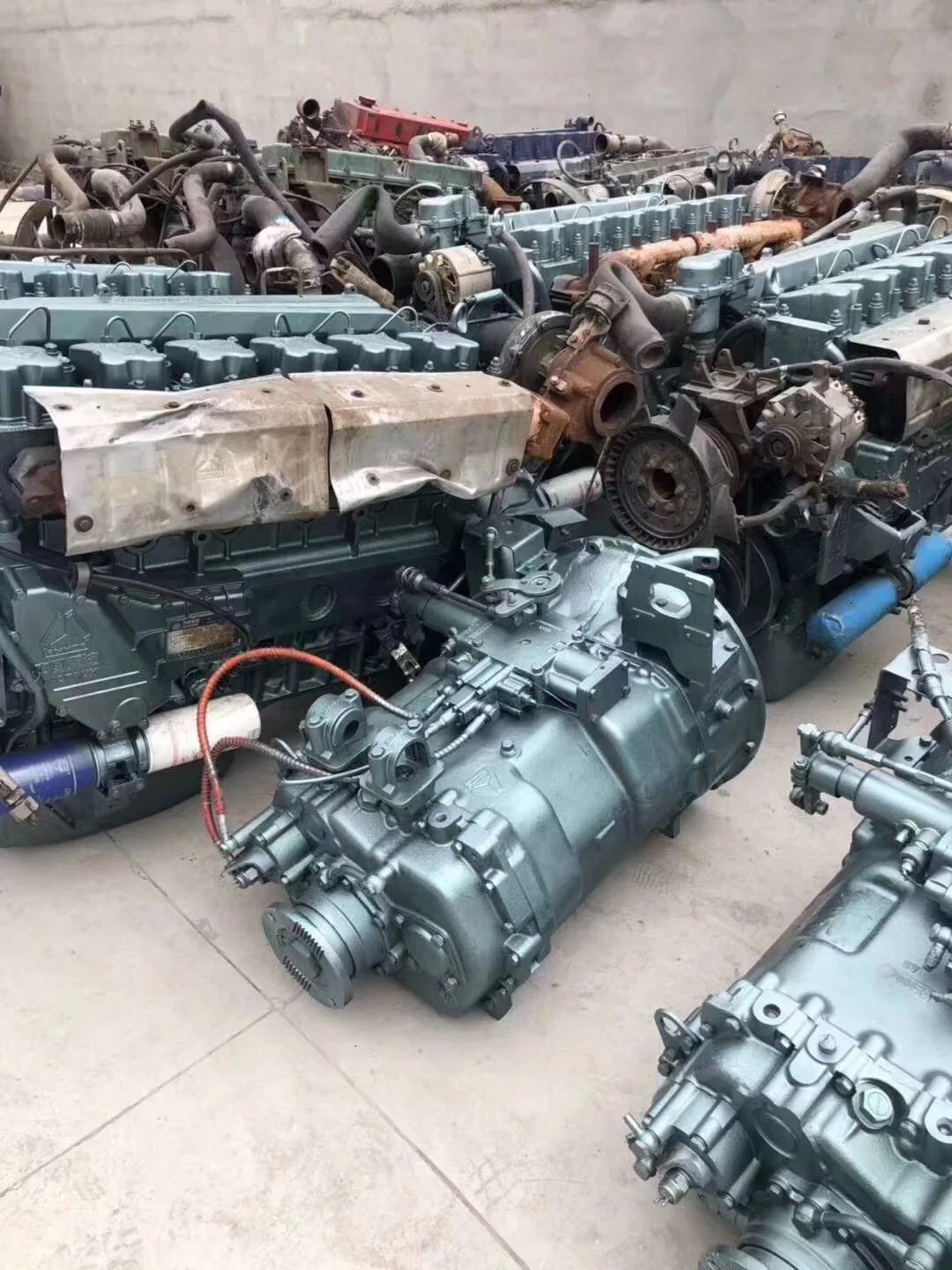 Used HOWO gearboxes for dump truck