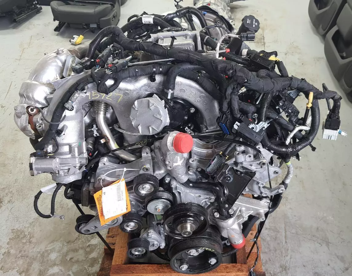 2017-2020 SILVERADO/SIERRA 2500 3500 6.6L DURAMAX DIESEL ENGINE
