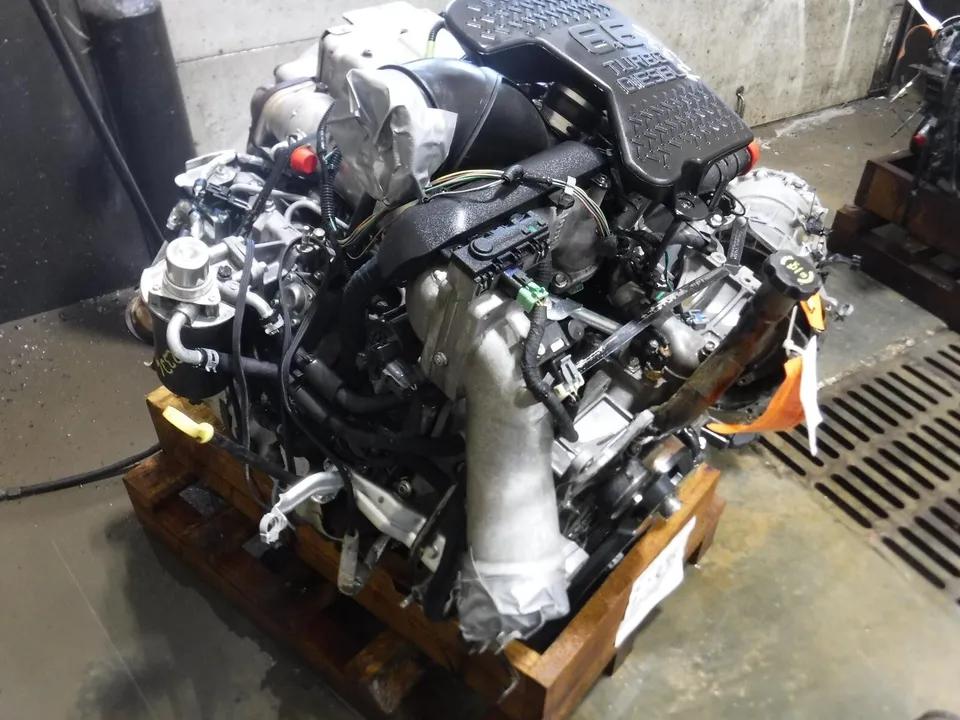 2006-2007 SILVERADO SIERRA 2500 3500 6.6L DURAMAX DIESEL ENGINE