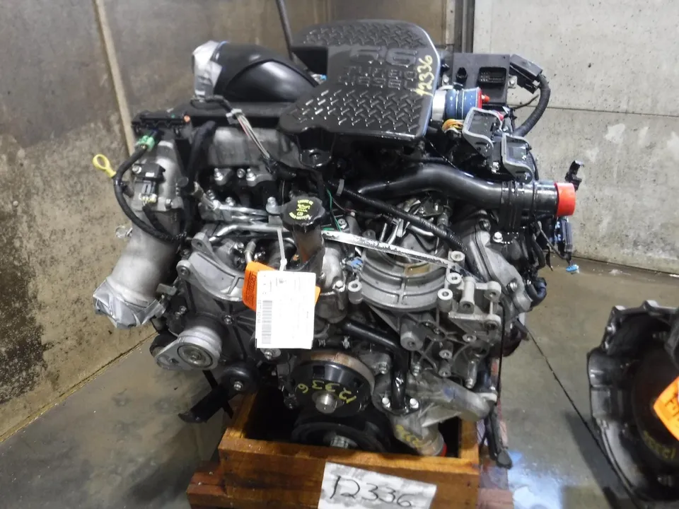2006-2007 SILVERADO SIERRA 2500 3500 6.6L DURAMAX DIESEL ENGINE