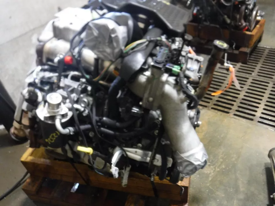 2006-2007 SILVERADO SIERRA 2500 3500 6.6L DURAMAX DIESEL ENGINE