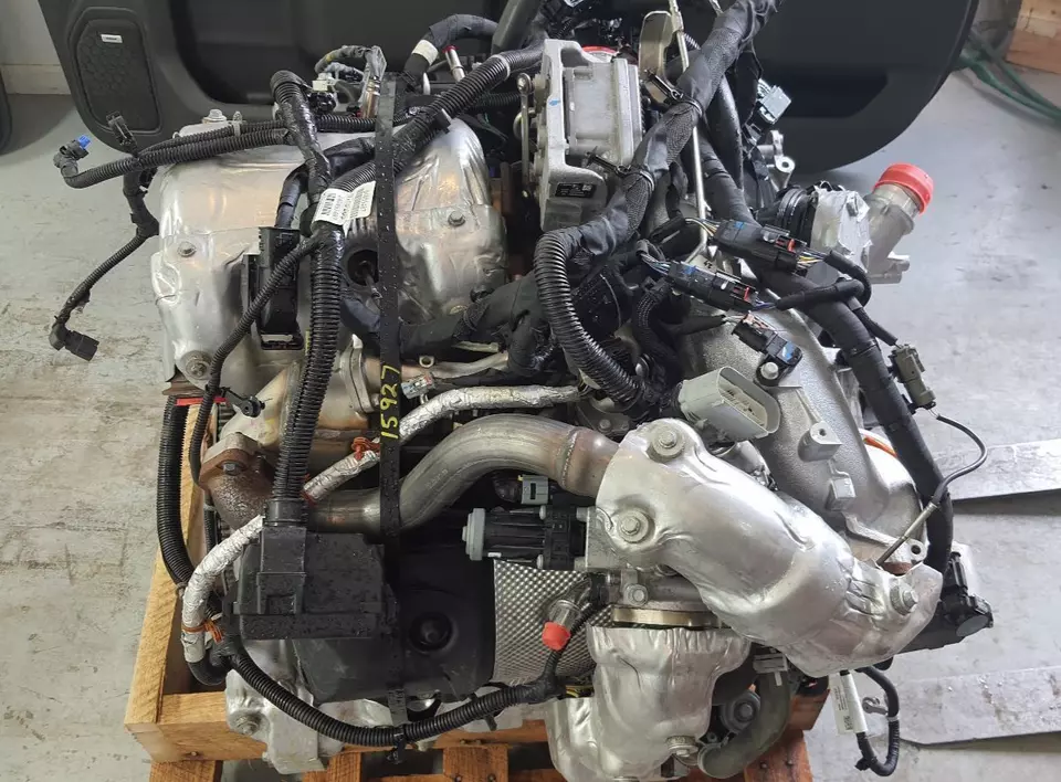 2017-2020 SILVERADO/SIERRA 2500 3500 6.6L DURAMAX DIESEL ENGINE